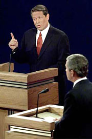 Гор и Буш. Дебаты. Фото Reuters